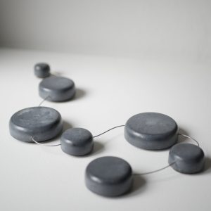 Dessous de plat béton – Spirales