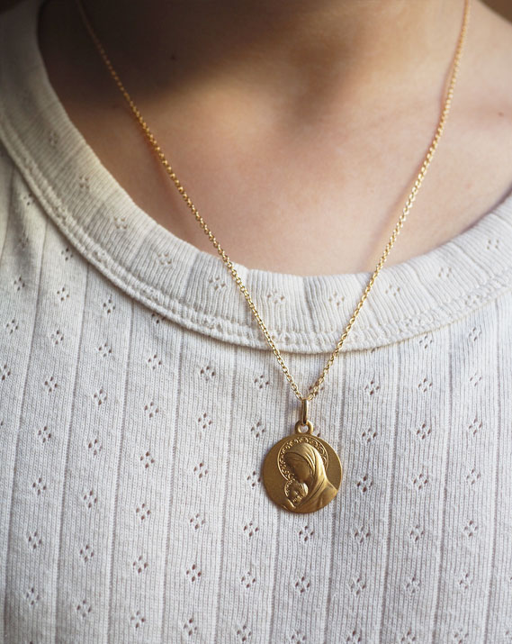 Médaille Dulcis Mater | Or 18 carats – Image 2