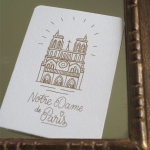 Mini Carte Notre Dame de Paris dorée – Catho Rétro